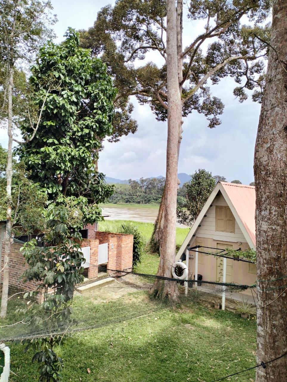 Resort D Rumah Bonda River View Kuala Kangsar Exterior foto